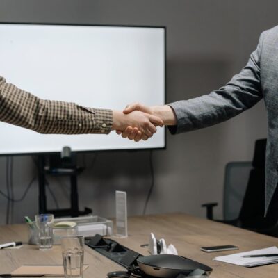 Managing resistance without conflict
